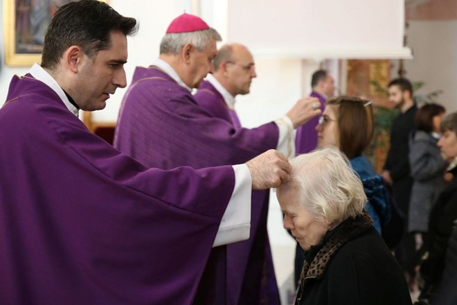 Čistom srijedom - Pepelnicom započela korizma: “Obrati se i vjeruj evanđelju!”